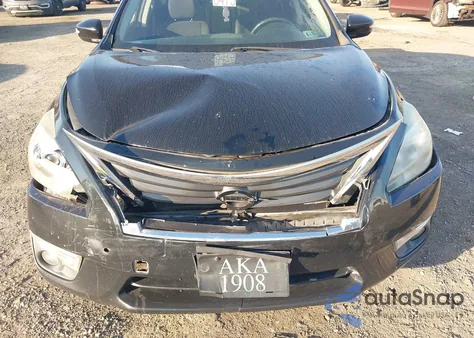 2014 Nissan Altima 2.5 Sv z USA, uszkodzony, nr VIN 1N4AL3AP0EN235264